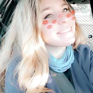 Meet your Posher, Brittney